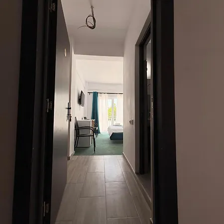 Sunrise Boutique Hotel